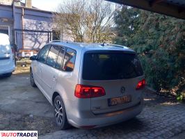 Volkswagen Touran 2011 1.6 105 KM