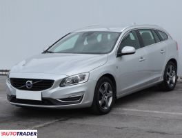 Volvo V60 2015 2.0 187 KM