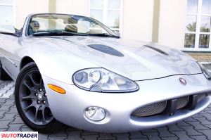 Jaguar XK 2002 4.0 363 KM Jaguar XK 2002 4.0 363 KM