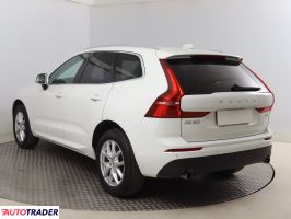 Volvo XC60 2021 2.0 194 KM