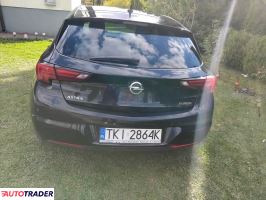 Opel Astra 2018 1.4 125 KM