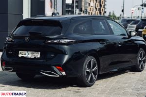 Peugeot 308 2025 1.2 136 KM