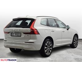 Volvo XC60 2023 2.0 197 KM