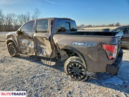 Nissan Titan 2021 5