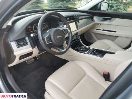 Jaguar 2019 2 180 KM