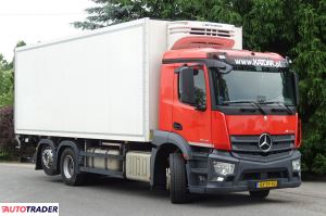 Mercedes 2018