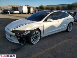 Tesla Model 3 2025