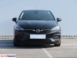 Opel Astra 2019 1.2 128 KM