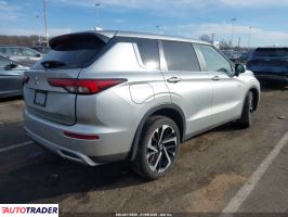 Mitsubishi Outlander 2025 2