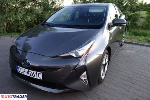 Toyota Prius 2016 1.8 122 KM