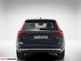 Volvo XC60 2023 2.0 197 KM