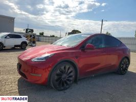 Tesla Model Y 2024
