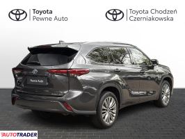 Toyota Highlander 2022 2.5 248 KM Toyota Highlander 2022 2.5 248 KM