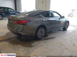 Nissan Altima 2024 2