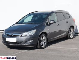 Opel Astra 2011 1.6 113 KM