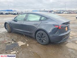 Tesla Model 3 2024