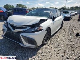 Toyota Camry 2022 3