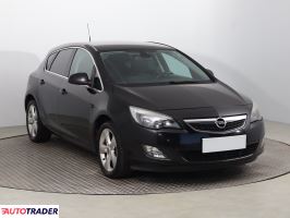 Opel Astra 2010 1.4 138 KM