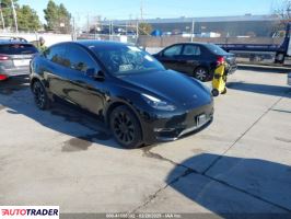 Tesla Model Y 2024 Tesla Model Y 2024