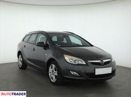 Opel Astra 2012 1.4 118 KM