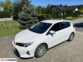 Toyota Auris 2015 1.6 132 KM Toyota Auris 2015 1.6 132 KM