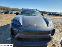 Porsche Macan 2025