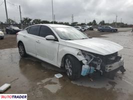 Nissan Altima 2019 2