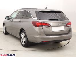 Opel Astra 2017 1.4 123 KM