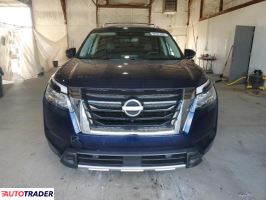 Nissan Pathfinder 2023 3