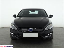 Volvo V60 2015 2.4 278 KM