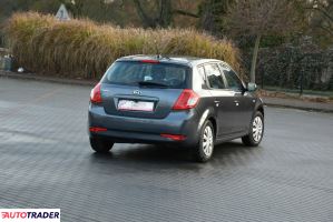 Kia Ceed 2011 1.4 90 KM