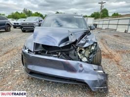 Tesla Model Y 2026
