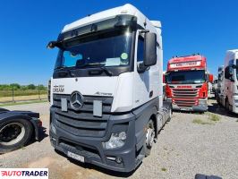 Mercedes 1851 Actros