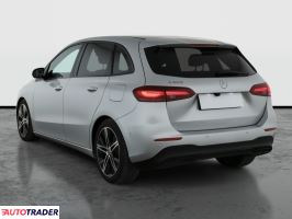 Mercedes B-klasa 2023 1.3 160 KM