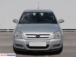 Opel Signum 2004 2.2 152 KM