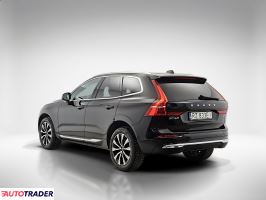 Volvo XC60 2023 2.0 197 KM
