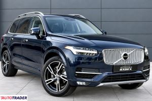 Volvo XC90 2019 2.0 250 KM