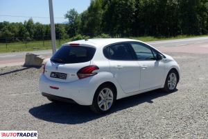 Peugeot 208 2016 1.2 82 KM