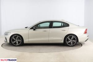 Volvo S60 2020 2.0 187 KM
