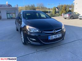 Opel Astra 2013 1.4 140 KM