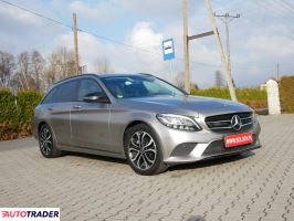 Mercedes C-klasa 2019 2.0 194 KM