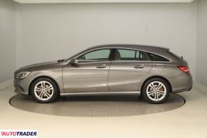 Mercedes Pozostałe 2017 1.6 120 KM