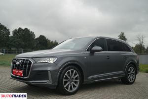 Audi Q7 2023 3.0 286 KM