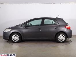 Toyota Auris 2011 1.3 97 KM