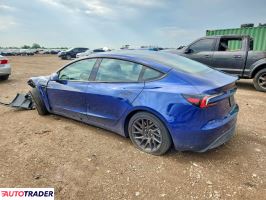 Tesla Model 3 2024