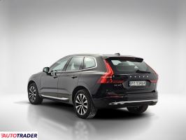 Volvo XC60 2022 2.0 197 KM