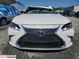 Lexus ES 2019 3