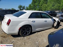 Chrysler 300C 2022 3