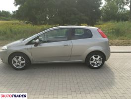 Fiat Grande Punto 2009 1.4 77 KM