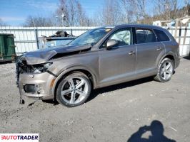 Audi Q7 2019 3